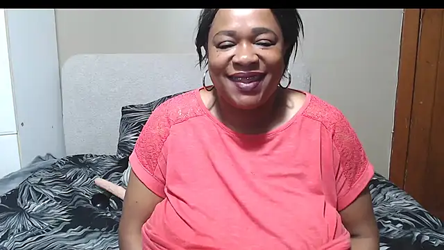 Show webcam de BUSTYQUEEN56_