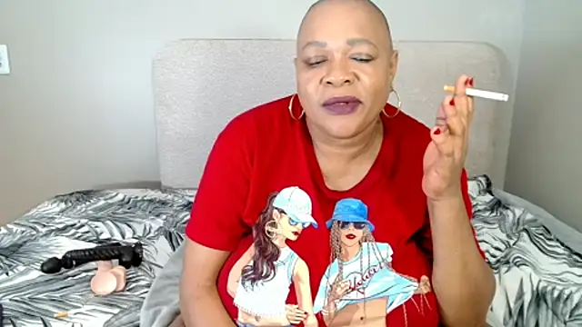 BUSTYQUEEN56_ Chat XXX live