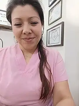 SARA_21- 在線直播表演