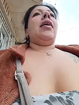 SARA_21- Adlı Modelin Canlı XXX Sohbeti