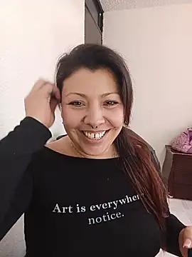 SARA_21- webcam show