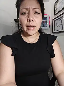 Show modela SARA_21- na web-kameri