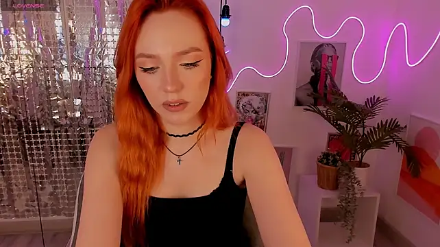 ZlataSaar Adlı Modelin Canlı XXX Sohbeti