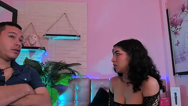 عرض كام Aronandmoli69
