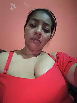 Chat +18 de Tamaraxxx_hot ao vivo
