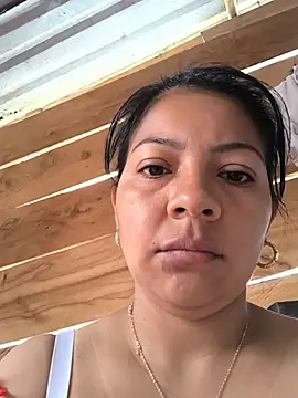 Chat +18 de Tamaraxxx_hot ao vivo