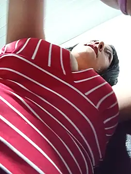 Tamaraxxx_hotのライブXXXチャット