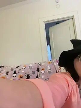 HexxyHoneypot webcam show