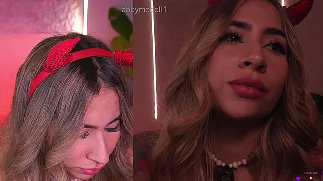 แชท XXX สดของ abbymodell1