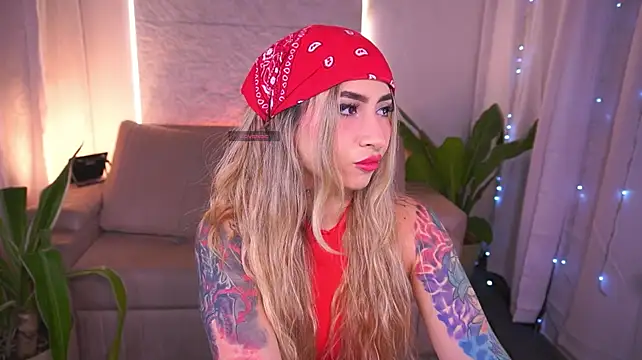 abbymodell1 Show in webcam