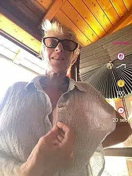 bornsinfull Webcam show