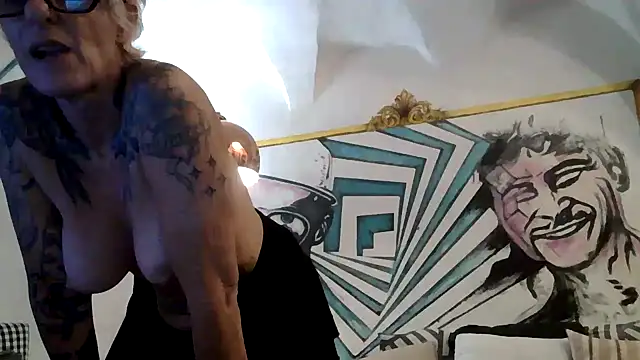SipenAt Webcam show