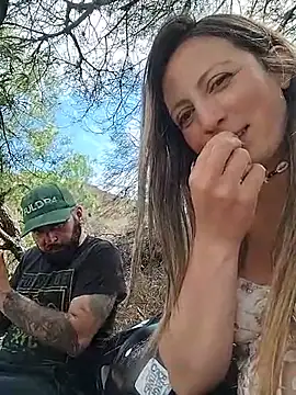 Show modela VALELUXX na web-kameri
