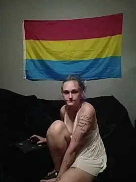 SexiiLexii0613 webcam show