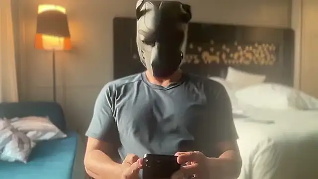 عرض كام AsianCadetDog