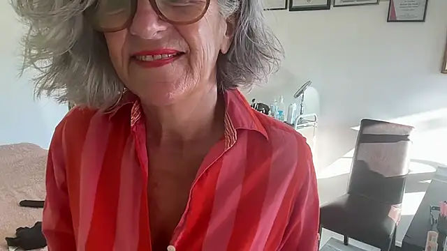 عرض كام NaughtyMonicaUK