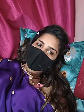 sexy_bhabhii Adlı Modelin Canlı XXX Sohbeti