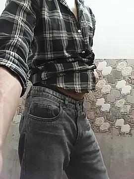 itsmemadhu2019n Webbikameraesitys