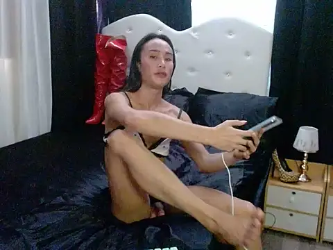 AshantTsiBigCock 웹캠 쇼