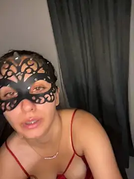 Meryy34 Adlı Modelin Web Kamerası Şovu