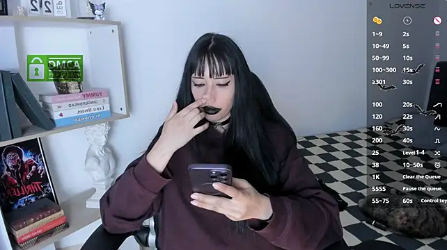 Chatroom XXX en direct de Ravenelle_