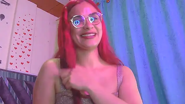 tinny_emiily Adlı Modelin Canlı XXX Sohbeti