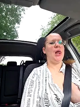 Webkamerová show BustyLanaX