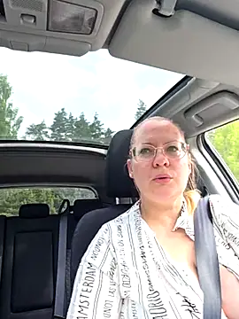 BustyLanaX Webcamshow