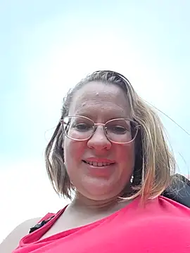 BustyLanaX's Webcam Show