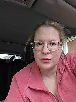 BustyLanaX Webcam Show