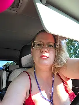 BustyLanaX's Webcam Show