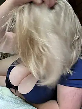 BustyLanaX – webcam-show