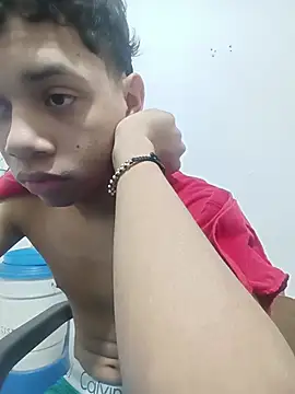 curious_straight_guy – Kamerová šou