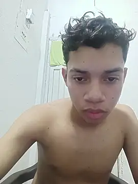 curious_straight_guy Show Webcam