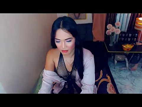 הופעת וובקאם של WILDEXOTICBEAUTY