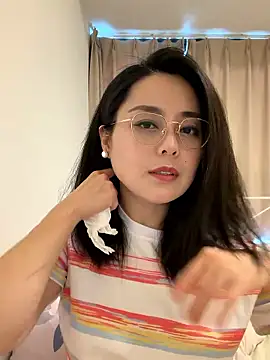 orangeoneday's Live XXX Chat