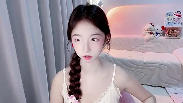 lucky-tt 在線直播表演