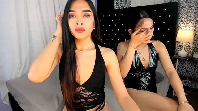CharlotteFlare Pertunjukan Webcam