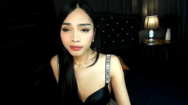 CharlotteFlare Show Webcam
