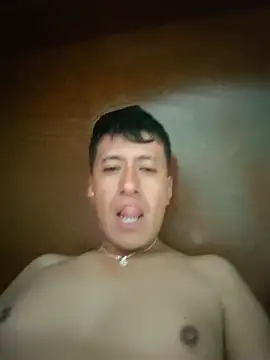 Pokazy przed kamerką – Martin27xxxhot