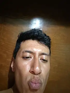 Martin27xxxhot's Webcam Show