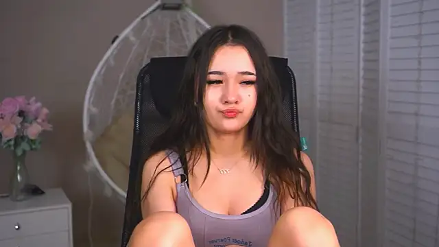 Chat +18 de AmiMeow_ ao vivo