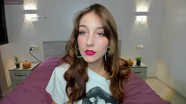 alis_tauber's Live XXX Chat