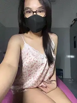 ZzyzyZ-009 网络视讯表演