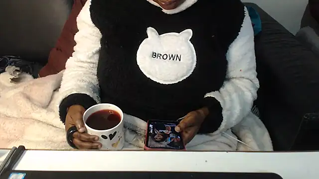 BustyNina41 Pertunjukan Webcam