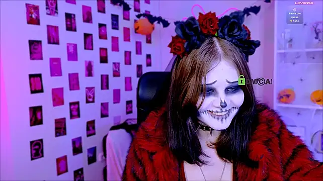 nikki_kiss_'s Webcam Show
