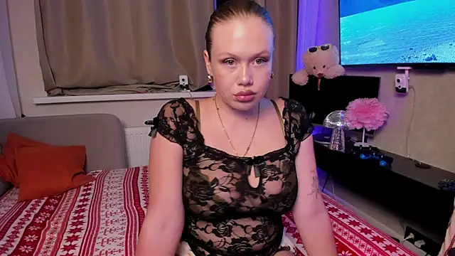 Calm_and_Blooming Webcam Show