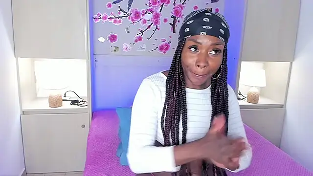 Show modela TaylorBloom na web-kameri