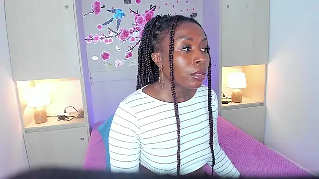 TaylorBloom Chat XXX in diretta