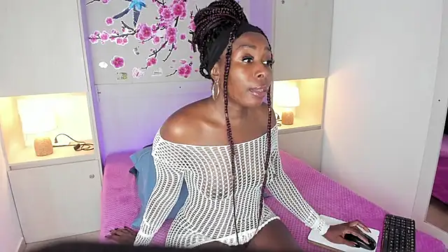 TaylorBloom's Live XXX Chat
